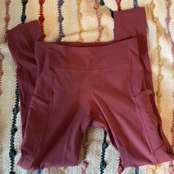 Lululemon speed up tight - Picture 2 of 4